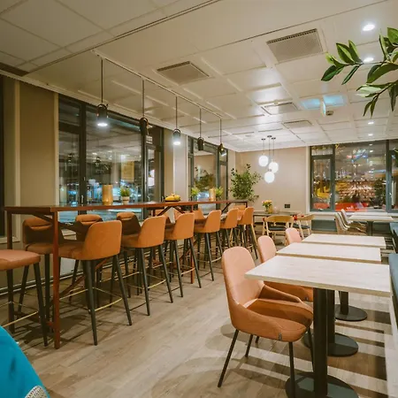 特罗姆瑟斯堪迪豪华酒店 4* 特罗姆瑟