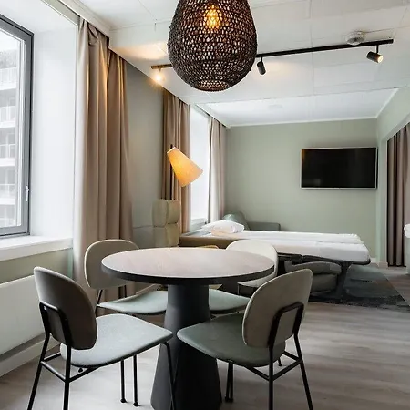 特罗姆瑟斯堪迪豪华酒店 4* 特罗姆瑟