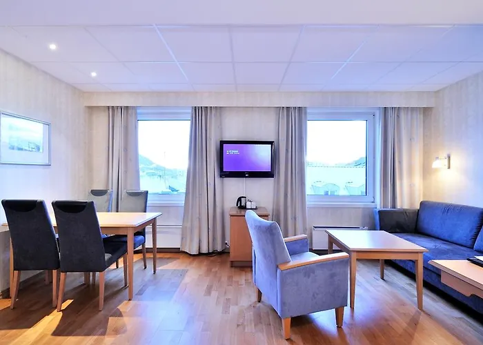 Quality Grand Hotell 4*