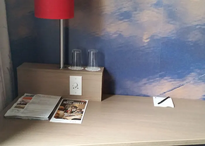 Quality Grand Hotell 4*