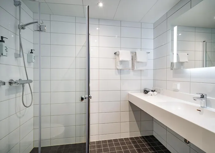 Quality Grand Hotell 4*